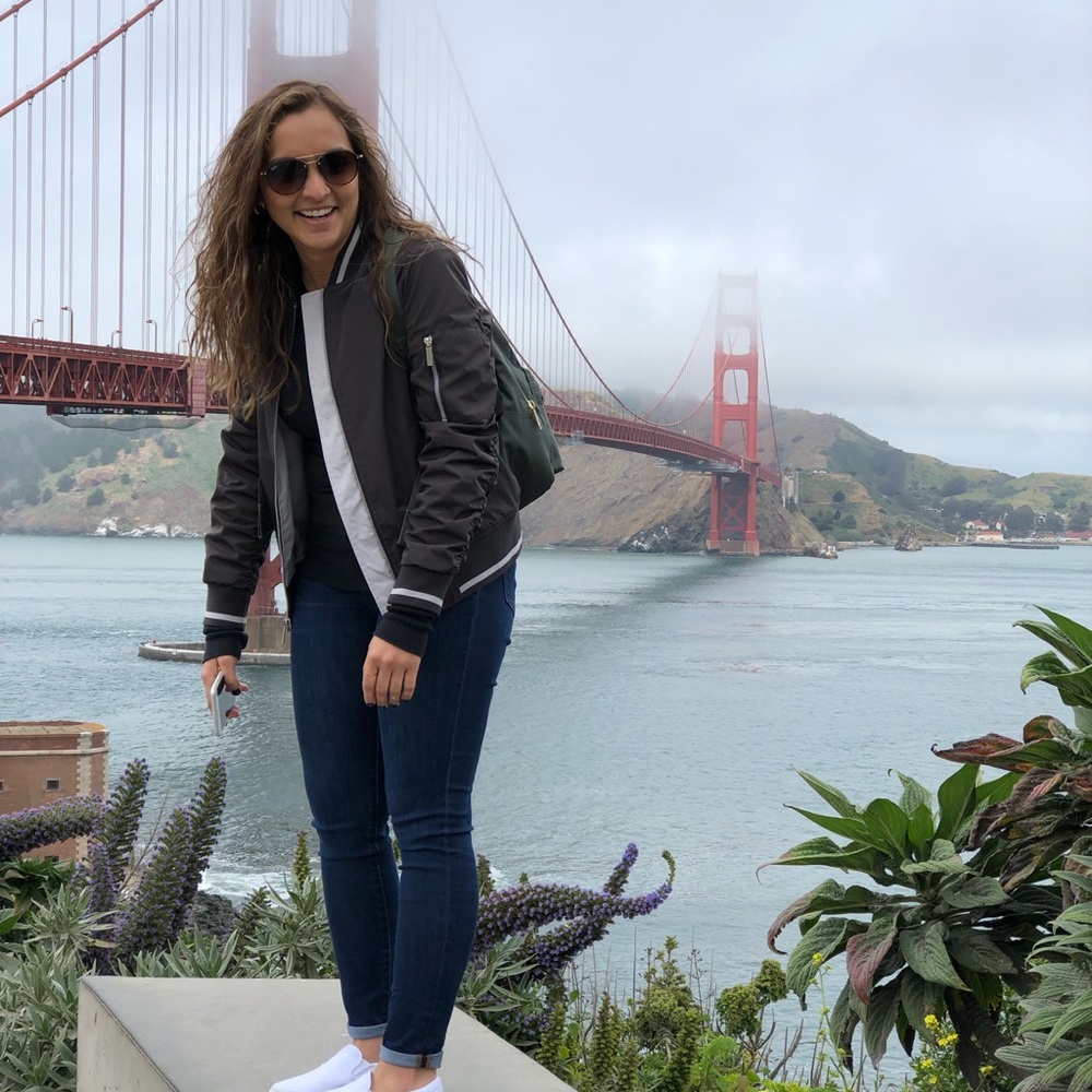 Meet your Posher, Jennifer